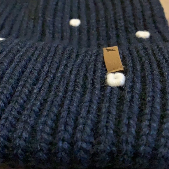 Eddie Bauer Polka Dot Beanie- Dark Blue- NWT - Picture 2 of 6